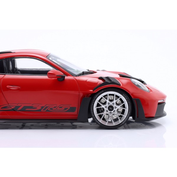 Porsche 911 (992) GT3 RS 2023 rosso / argento decorativo 1/18